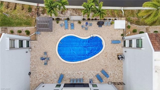 4218 SE 20th PL # D7, Cape Coral, FL 33904