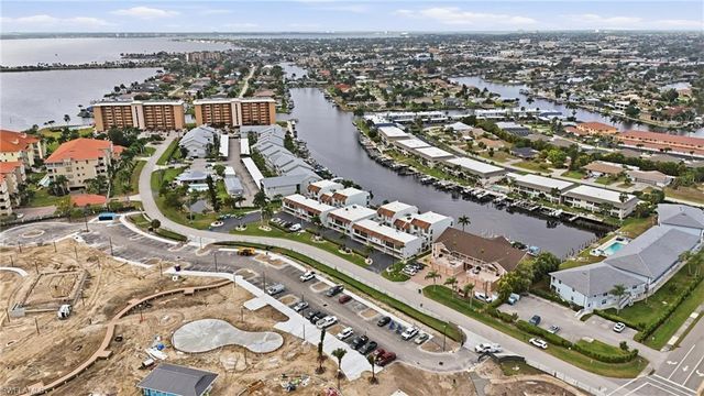 4218 SE 20th PL # D7, Cape Coral, FL 33904