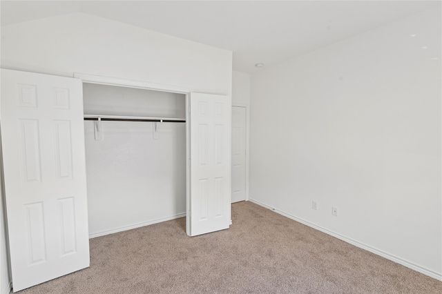 510 Oak Chase Avenue, Dayton, TX 77535