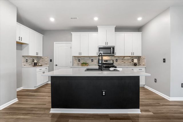 92 White Ash Drive, Clayton, NC 27527