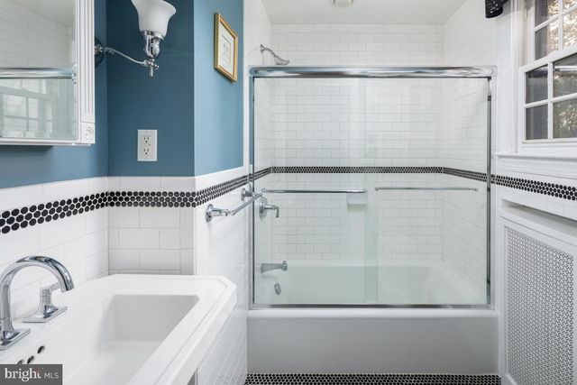 130 DERWEN RD, Bala Cynwyd, PA 19004