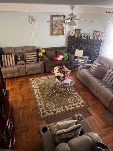 14214 231st Street, Laurelton, NY 11413