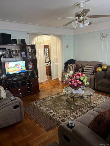 14214 231st Street, Laurelton, NY 11413