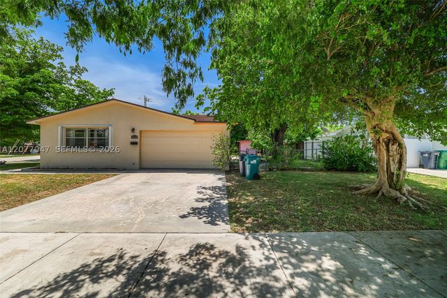 9354 Caribbean Blvd, Cutler Bay, FL 33189