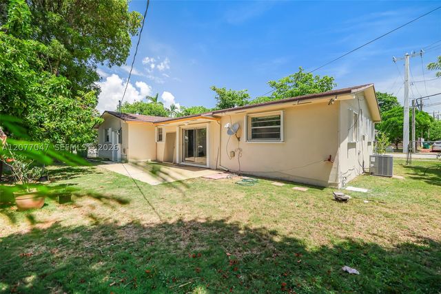 9354 Caribbean Blvd, Cutler Bay, FL 33189