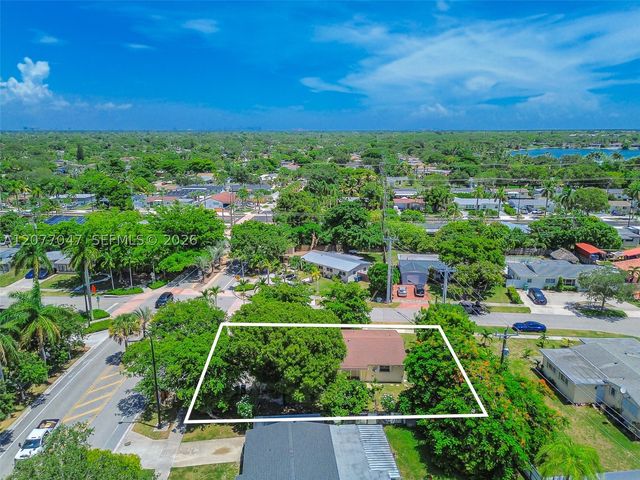 9354 Caribbean Blvd, Cutler Bay, FL 33189