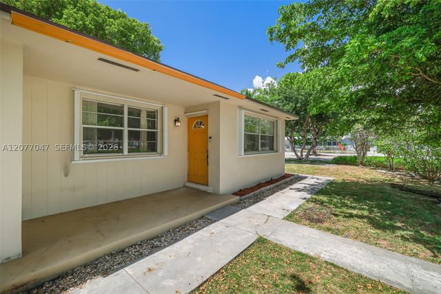 9354 Caribbean Blvd, Cutler Bay, FL 33189