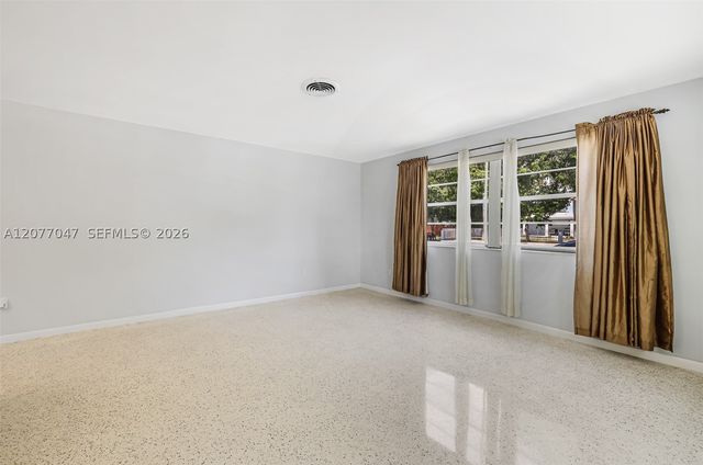 9354 Caribbean Blvd, Cutler Bay, FL 33189