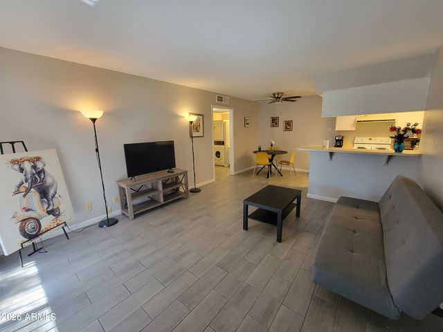 1111 E UNIVERSITY Drive 103, Tempe, AZ 85288