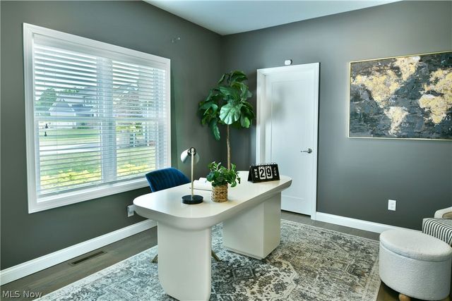 4885 Treeline Trail, New Middletown, OH 44442