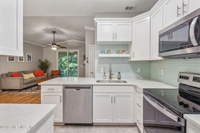 160 VERACRUZ Drive 433, Ponte Vedra Beach, FL 32082