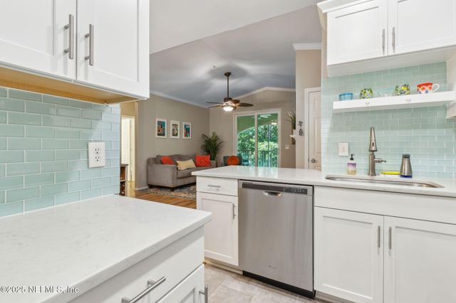 160 VERACRUZ Drive 433, Ponte Vedra Beach, FL 32082