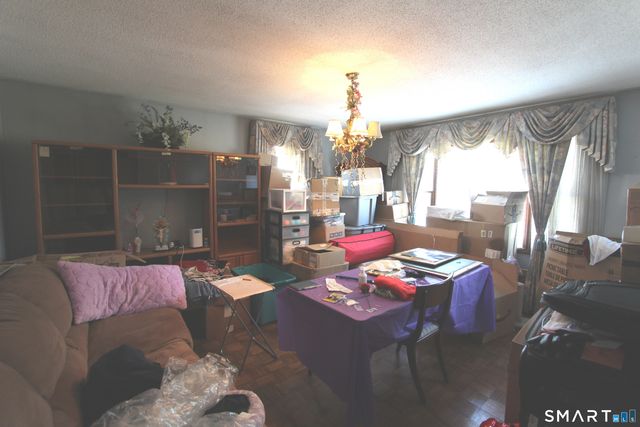35 Chapman Street, East Hartford, CT 06108