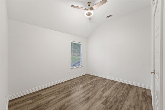 1216 Bold Forbes Drive, Grand Prairie, TX 75052