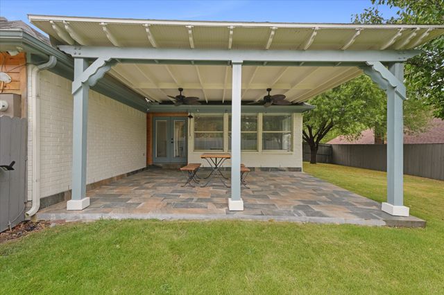 1216 Bold Forbes Drive, Grand Prairie, TX 75052