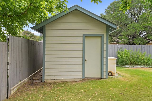 1216 Bold Forbes Drive, Grand Prairie, TX 75052