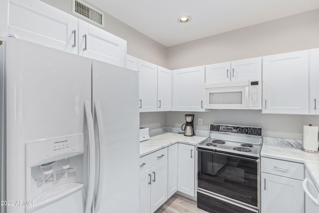 7700 E GAINEY RANCH Road 101, Scottsdale, AZ 85258