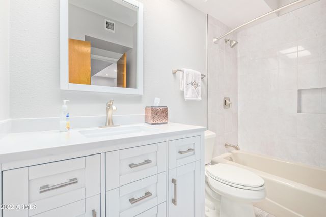 7700 E GAINEY RANCH Road 101, Scottsdale, AZ 85258