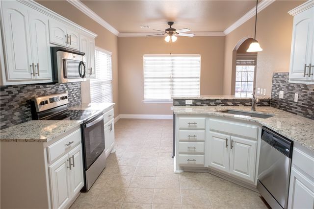 13 Kintyre Drive, Bella Vista, AR 72715