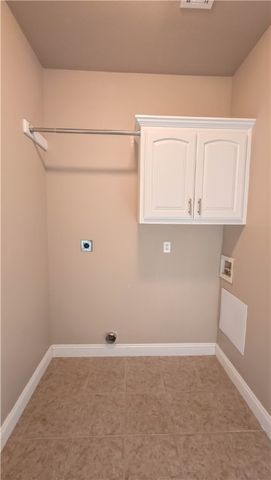 13 Kintyre Drive, Bella Vista, AR 72715