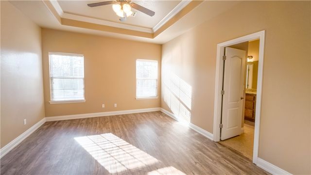 13 Kintyre Drive, Bella Vista, AR 72715