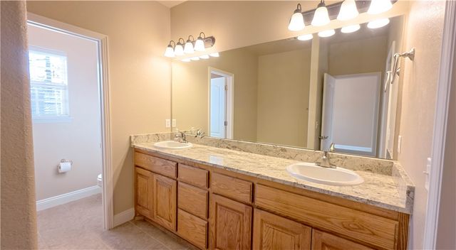 13 Kintyre Drive, Bella Vista, AR 72715