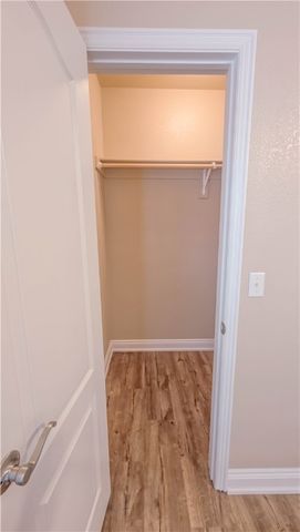 13 Kintyre Drive, Bella Vista, AR 72715