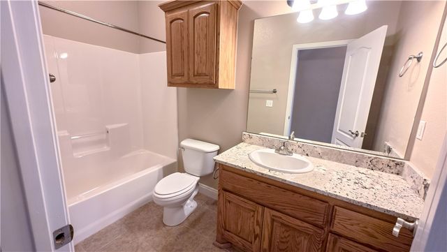 13 Kintyre Drive, Bella Vista, AR 72715