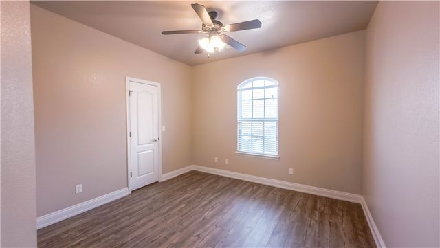 13 Kintyre Drive, Bella Vista, AR 72715