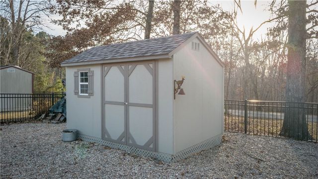 13 Kintyre Drive, Bella Vista, AR 72715