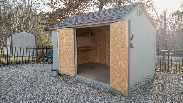 13 Kintyre Drive, Bella Vista, AR 72715