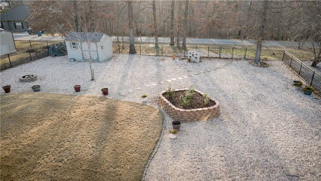 13 Kintyre Drive, Bella Vista, AR 72715