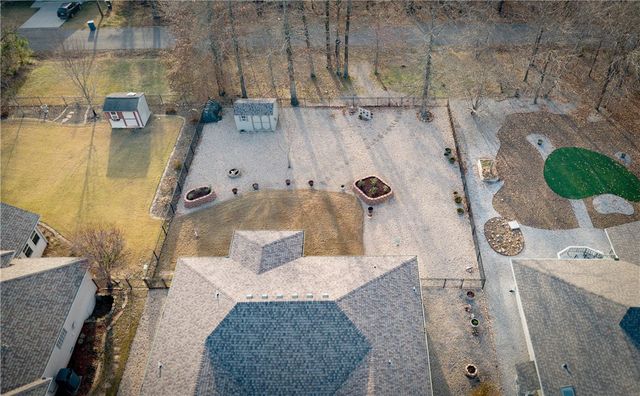 13 Kintyre Drive, Bella Vista, AR 72715