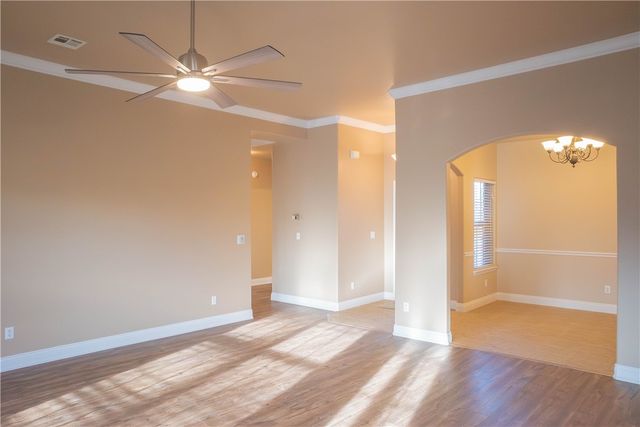 13 Kintyre Drive, Bella Vista, AR 72715