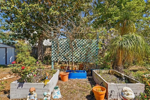 43 FORRESTAL Circle N, Atlantic Beach, FL 32233