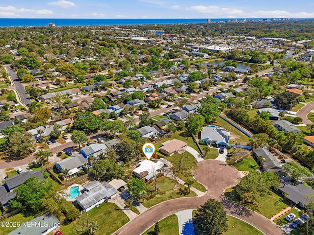 43 FORRESTAL Circle N, Atlantic Beach, FL 32233