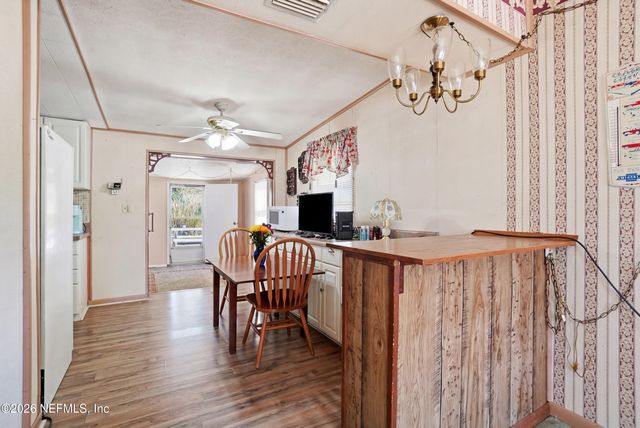 43 FORRESTAL Circle N, Atlantic Beach, FL 32233