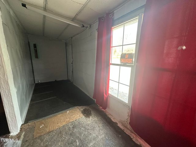 818 Oakdale Street, Appalachia, VA 24216