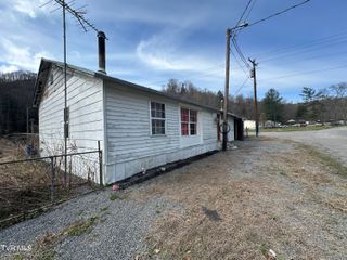 818 Oakdale Street, Appalachia, VA 24216