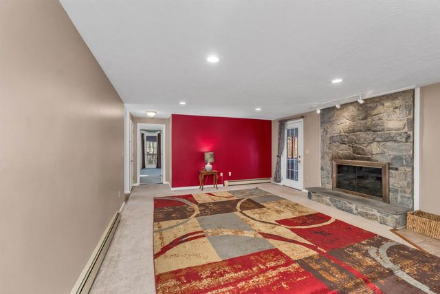 294.5 Hampstead Road, Derry, NH 03038