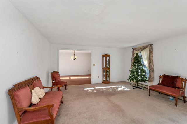 294.5 Hampstead Road, Derry, NH 03038