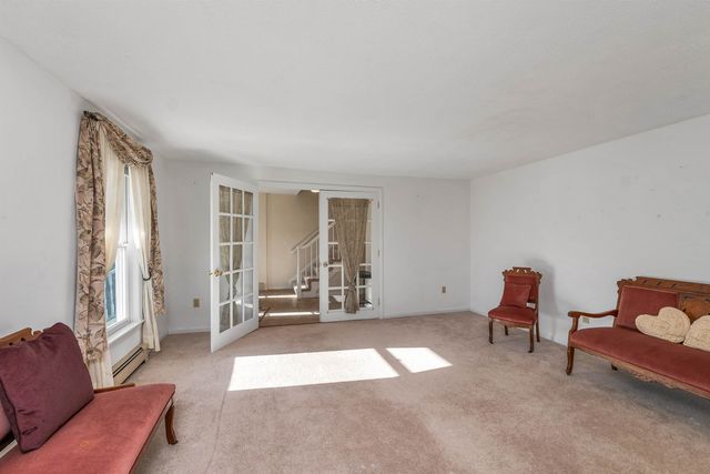 294.5 Hampstead Road, Derry, NH 03038