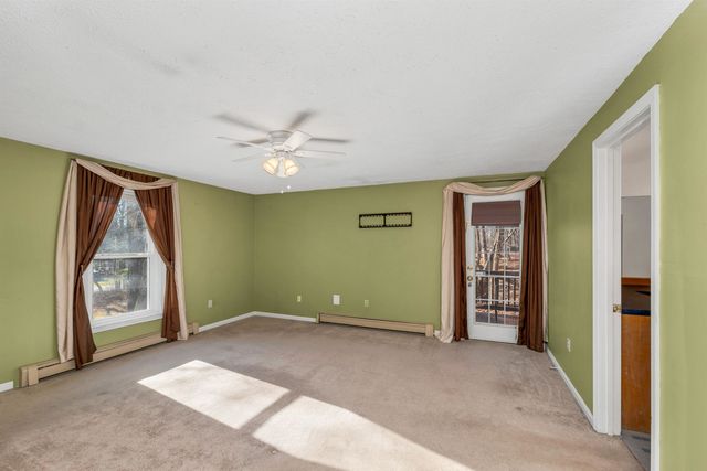 294.5 Hampstead Road, Derry, NH 03038