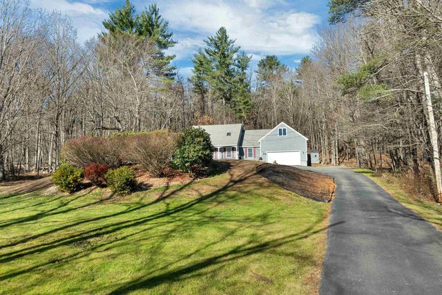 294.5 Hampstead Road, Derry, NH 03038