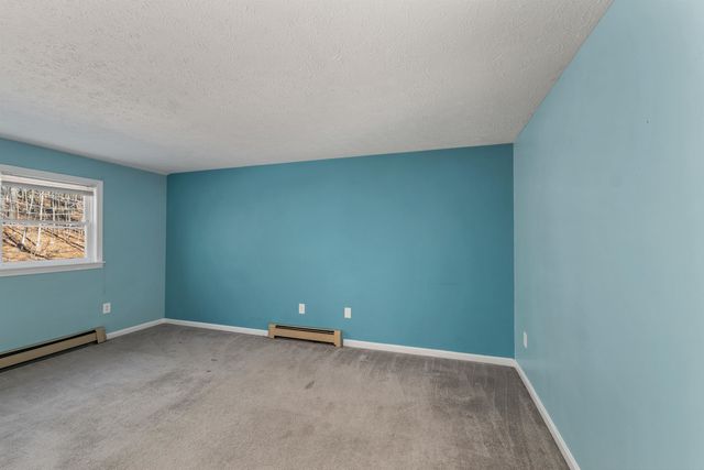 294.5 Hampstead Road, Derry, NH 03038