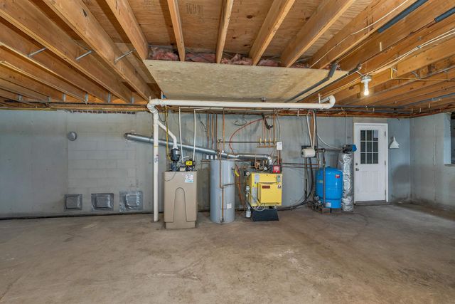 294.5 Hampstead Road, Derry, NH 03038