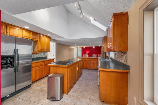 294.5 Hampstead Road, Derry, NH 03038