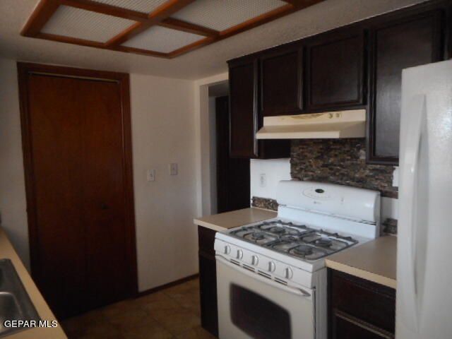 1860 SONOMA Place, El Paso, TX 79936