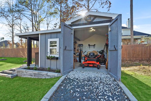 40901 Mauser Lane, Magnolia, TX 77354