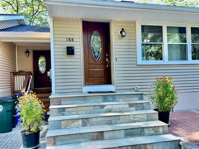 188 Tory Road, Manchester, NH 03104